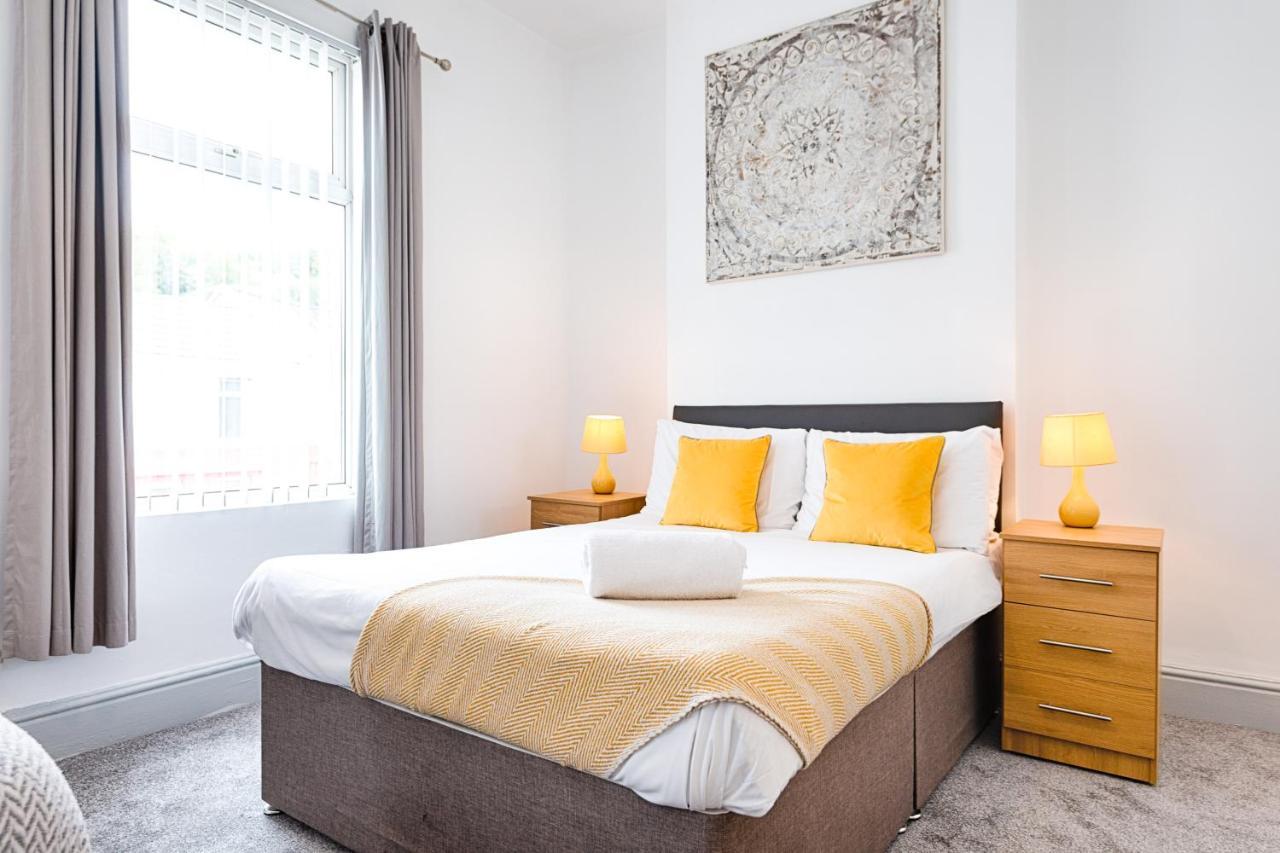 Walk To Swansea Stadium, 3 Rooms, Smart Tv'S Exterior photo